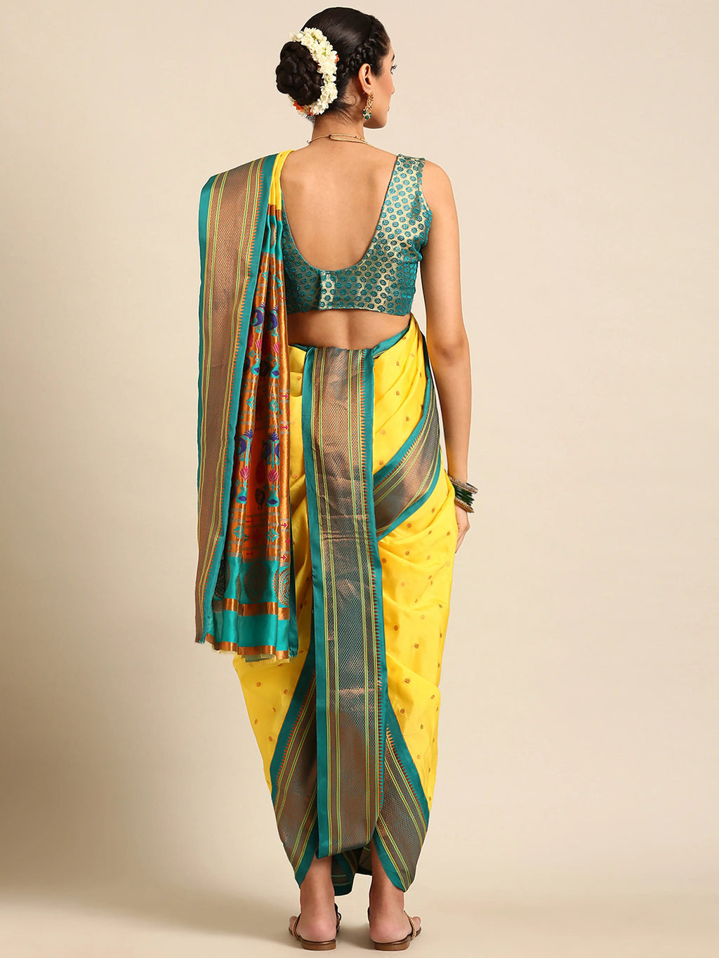 Maharani Nauvari Paithani saree silk blend 9 yard Kashta saree in yellow and rama - back view showing pallu and border