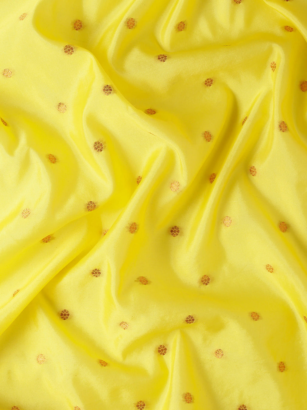 Fabric detail of Maharani Nauvari Paithani saree silk blend 9 yard Kashta saree in yellow and rama with silk blend texture